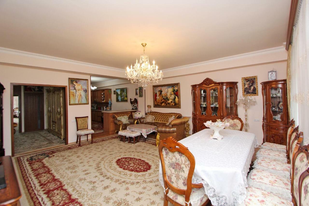 Апартаменты Emili в Ереване Экстерьер фото